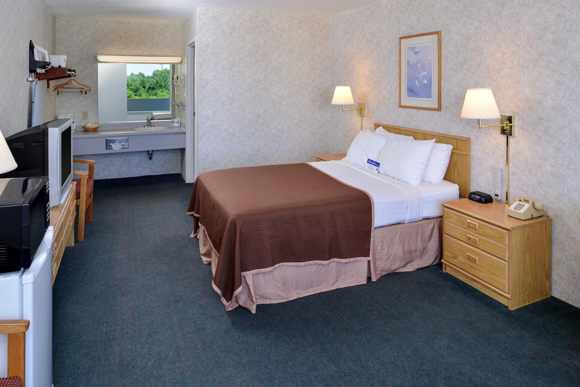 Quality Inn & Suites Vandalia Near I-70 And Hwy 51 Eksteriør bilde