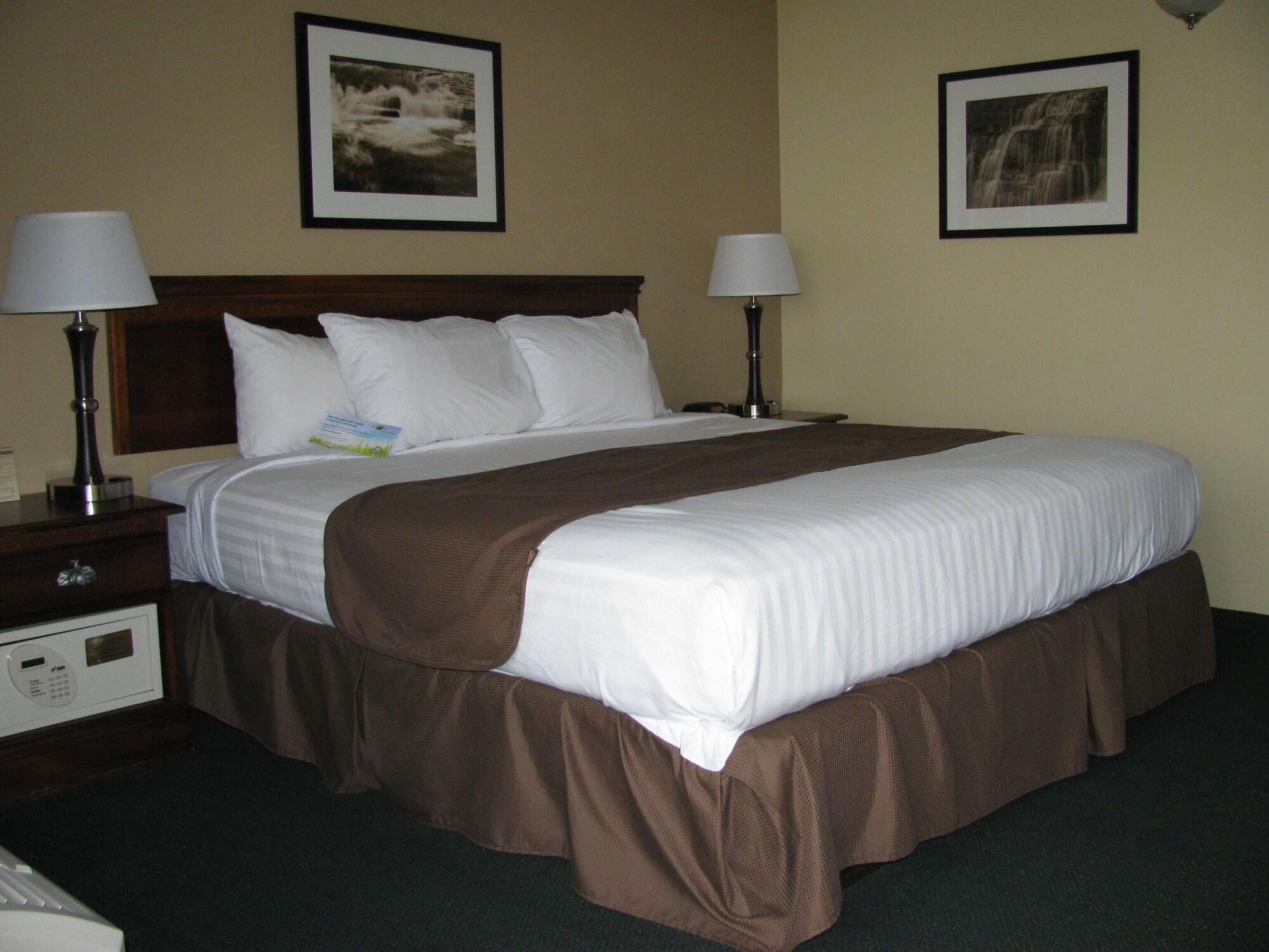 Quality Inn & Suites Vandalia Near I-70 And Hwy 51 Eksteriør bilde
