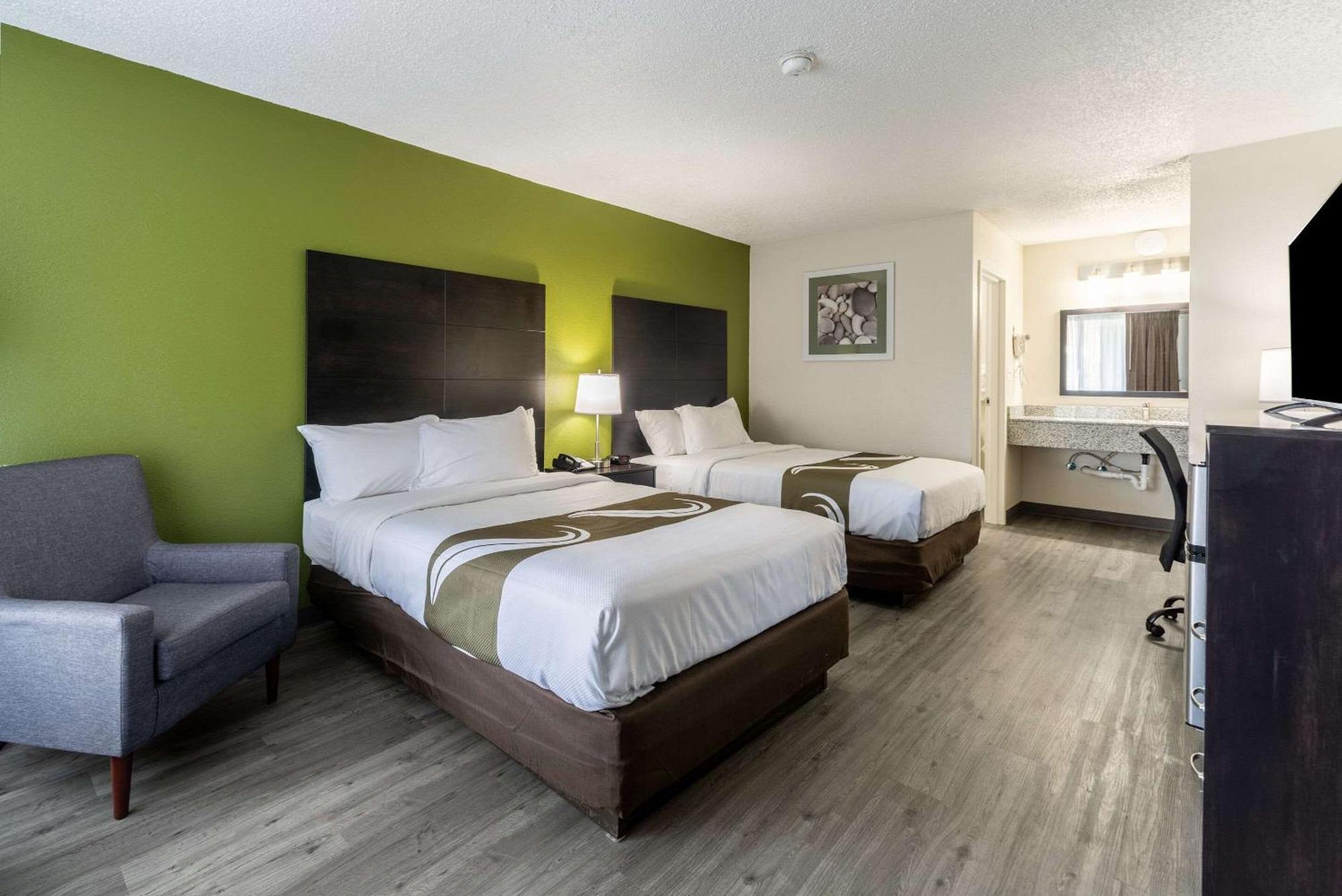 Quality Inn & Suites Vandalia Near I-70 And Hwy 51 Eksteriør bilde