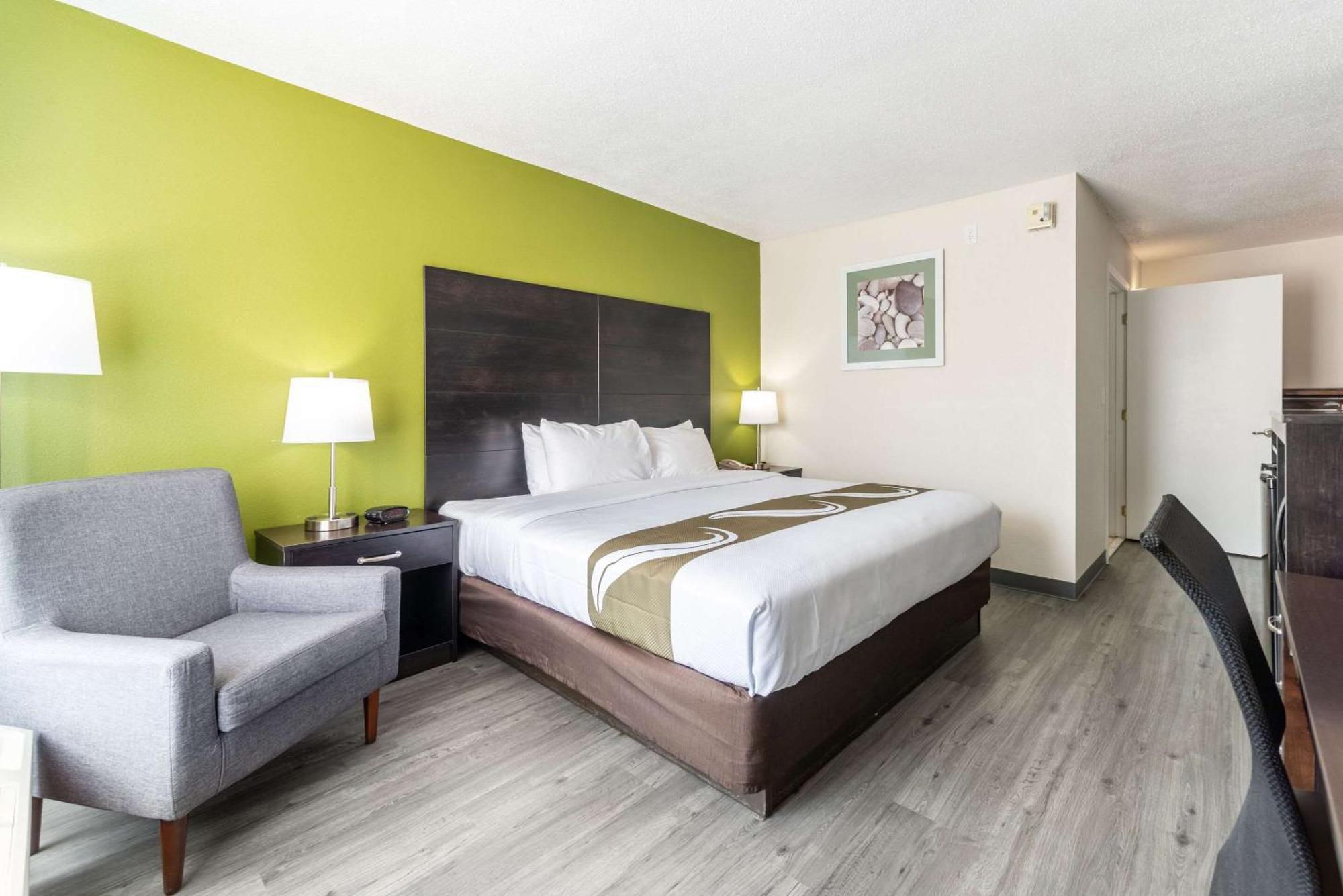 Quality Inn & Suites Vandalia Near I-70 And Hwy 51 Eksteriør bilde
