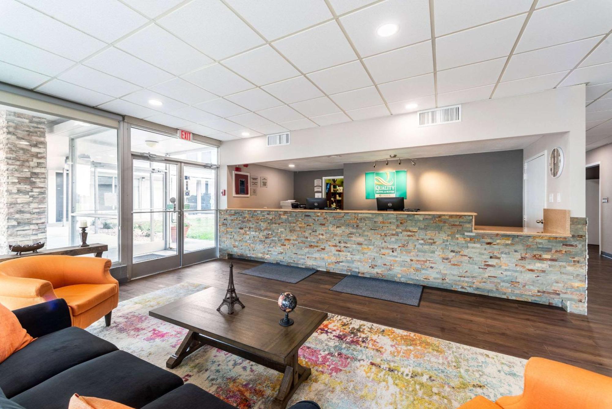 Quality Inn & Suites Vandalia Near I-70 And Hwy 51 Eksteriør bilde